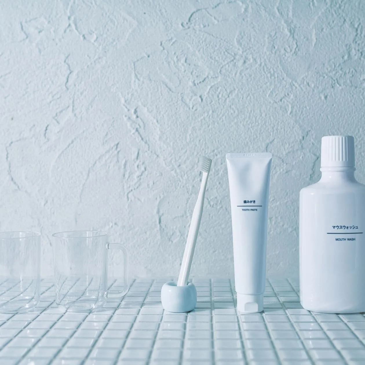 Porcelain Toothbrush Stand - White